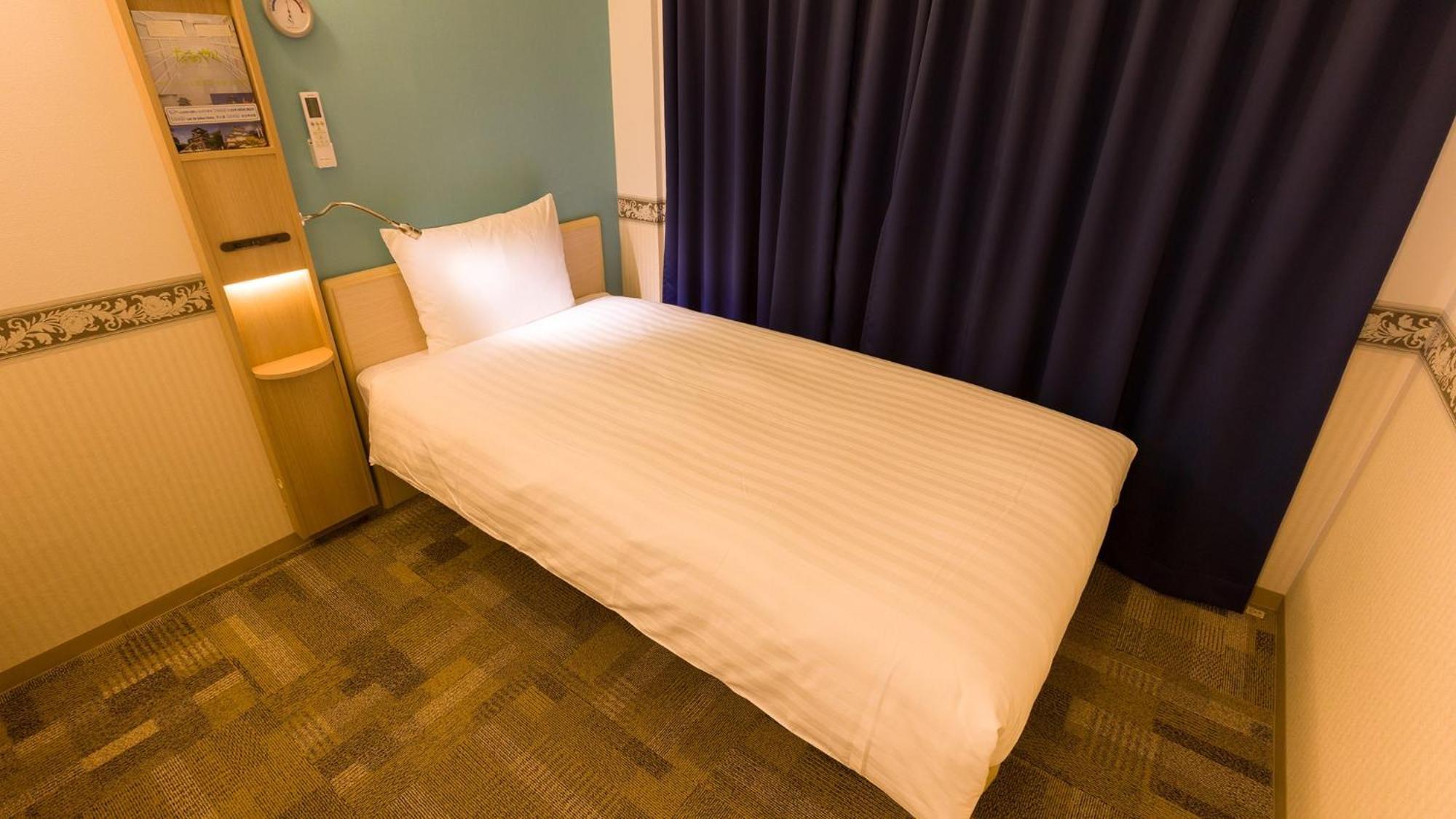 Toyoko Inn Saitama Misato Ekimae Room photo